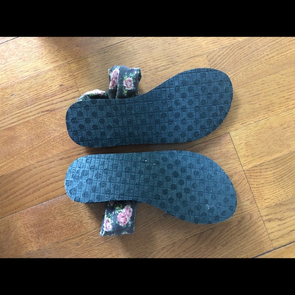 Floral sandals - Picture 5 of 7
